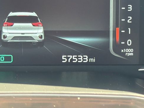 Used 2022 Kia Niro EX Premium image 18
