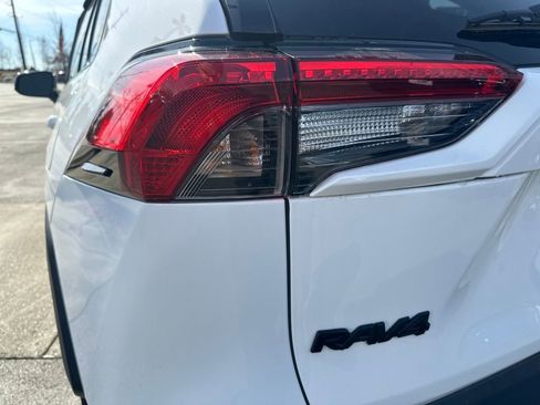 Certified 2021 Toyota RAV4 XLE w/ XLE Grade Weather Package image 9