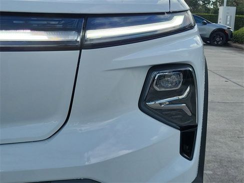 New 2026 Chevrolet Silverado EV LT image 9