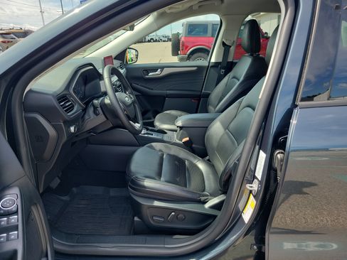 Used 2022 Ford Escape SEL AWD/4WD image 16
