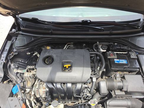 Used 2020 Hyundai Elantra SEL w/ Cargo Package (C1) FWD image 36