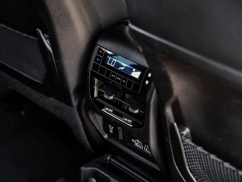 Used 2023 Jeep Grand Cherokee L Laredo image 47