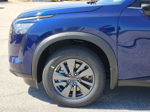 New 2026 Nissan Pathfinder SV FWD image 6