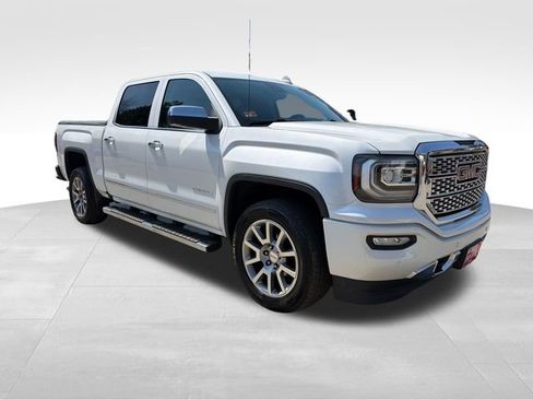 Used 2017 GMC Sierra 1500 Denali AWD/4WD image 1