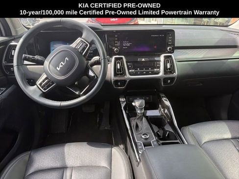 Certified 2023 Kia Sorento SX image 5