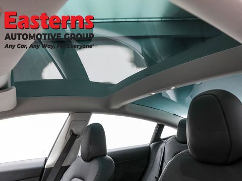 Used 2023 Tesla Model 3 Standard Range image 31