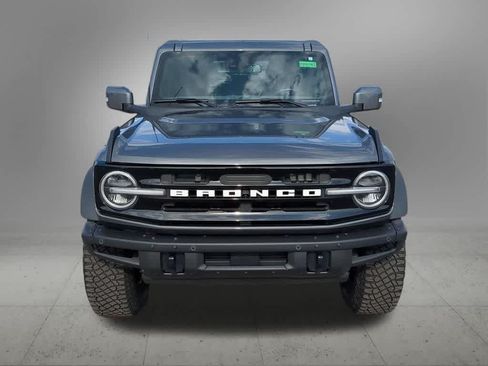 Used 2023 Ford Bronco Outer Banks w/ Sasquatch Package AWD/4WD image 9