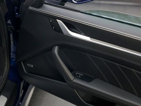 Used 2022 Porsche 911 Turbo image 28