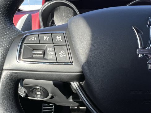 Used 2020 Maserati Levante S GranSport image 19