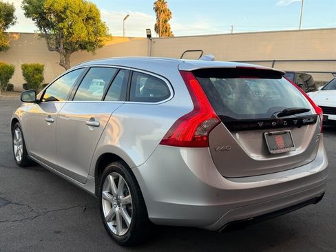 Used 2016 Volvo V60 T5 Platinum AWD/4WD image 12