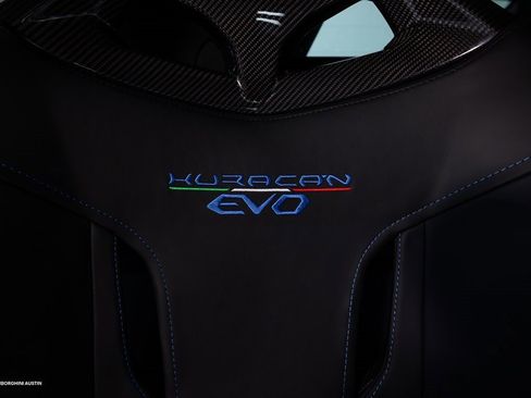 Used 2021 Lamborghini Huracan EVO image 46