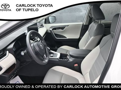 Used 2025 Toyota RAV4 Limited w/ Weather Package AWD/4WD image 11
