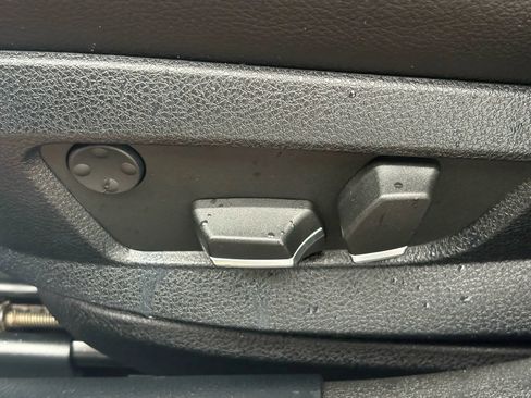 Used 2013 BMW 528i Sedan image 13