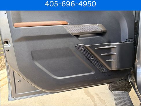 Used 2023 Ford Bronco Outer Banks w/ Sasquatch Package AWD/4WD image 12