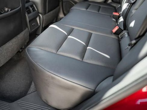 Used 2022 Nissan Rogue SV w/ SV Premium Package image 31