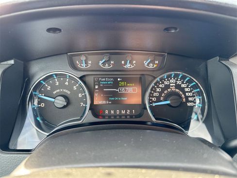 Used 2012 Ford F150 XLT w/ XLT Chrome Pkg image 11