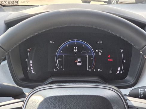 Used 2026 Toyota Corolla SE FWD image 16