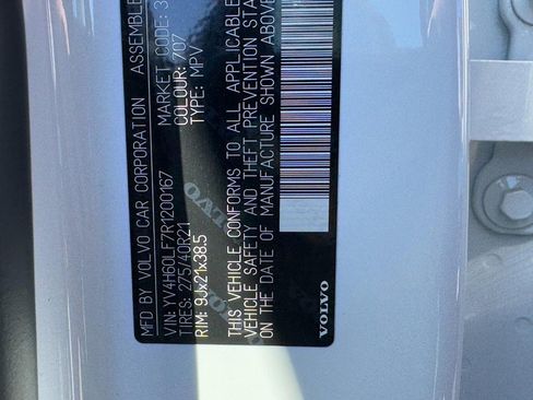 Certified 2024 Volvo XC90 T8 Ultimate w/ Protection Package Premier image 26