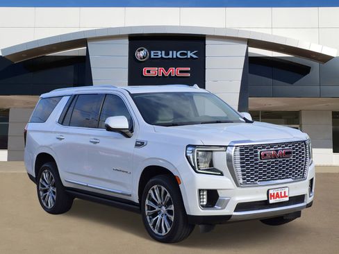 Certified 2021 GMC Yukon Denali w/ Denali Premium Package AWD/4WD image 1