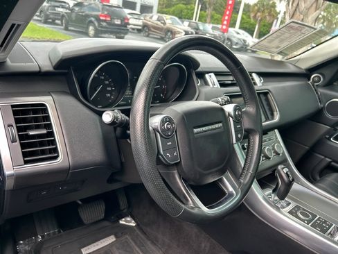 Used 2016 Land Rover Range Rover Sport SE AWD/4WD image 23