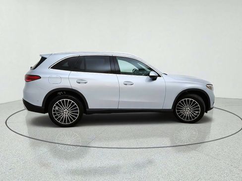 Used 2026 Mercedes-Benz GLC 300 4MATIC image 7