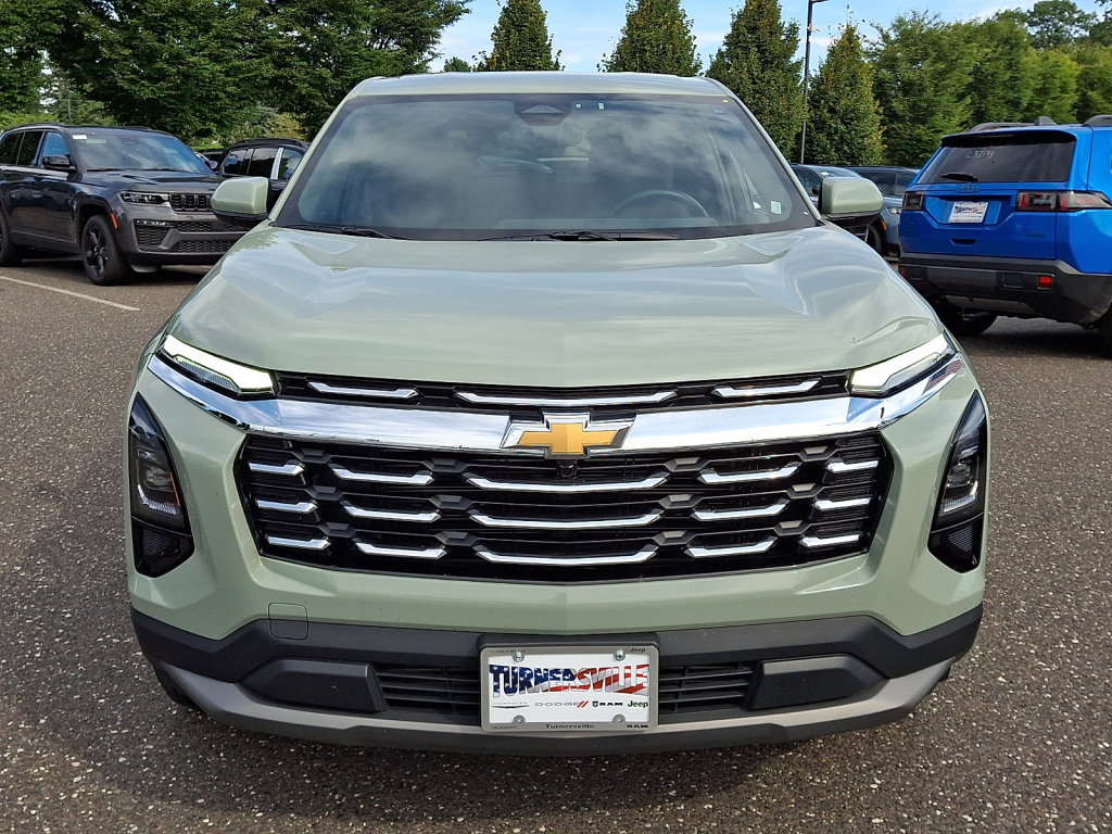 Used 2026 Chevrolet Equinox LT AWD/4WD image 8
