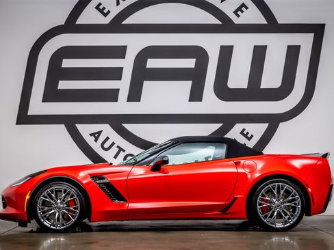 Used 2016 Chevrolet Corvette Z06 w/ 2LZ Preferred Equipment Group image 5