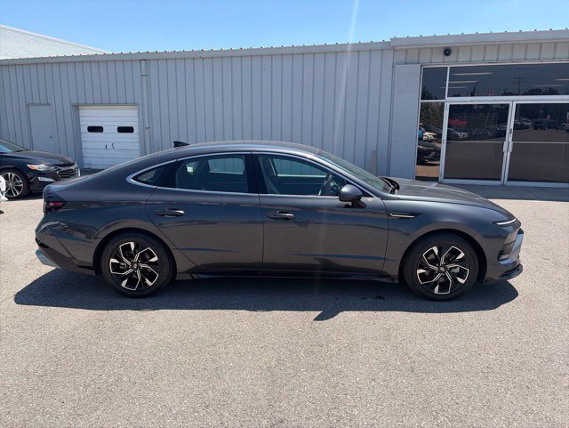 Used 2024 Hyundai Sonata SEL FWD image 7