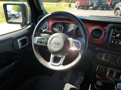 Used 2019 Jeep Wrangler Rubicon image 18