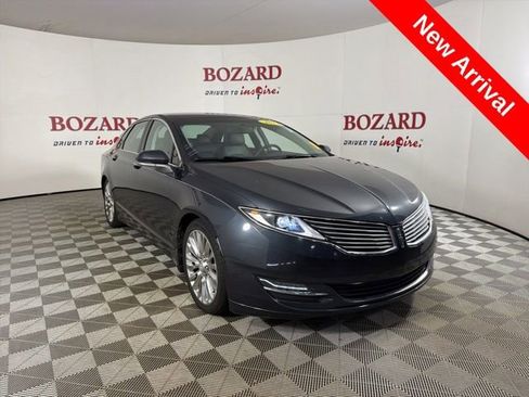 Used 2013 Lincoln MKZ image 1