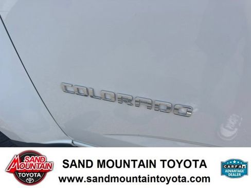 Used 2020 Chevrolet Colorado Z71 AWD/4WD image 9