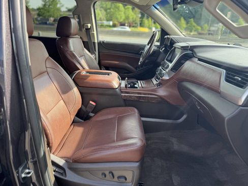 Used 2015 Chevrolet Suburban LTZ AWD/4WD image 30