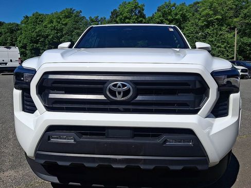 Used 2024 Toyota Tacoma SR5 RWD image 2