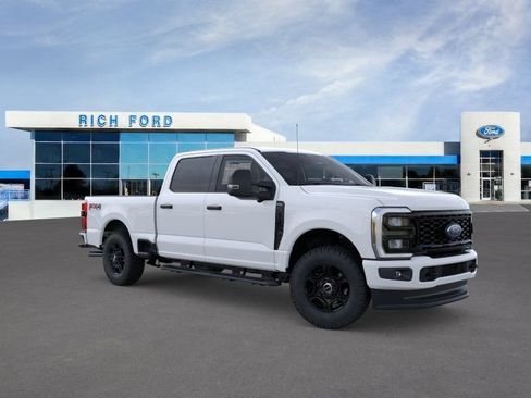 New 2026 Ford F250 XL w/ STX Appearance Package AWD/4WD image 7