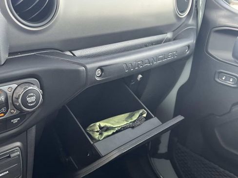 Used 2023 Jeep Wrangler Sport AWD/4WD image 27