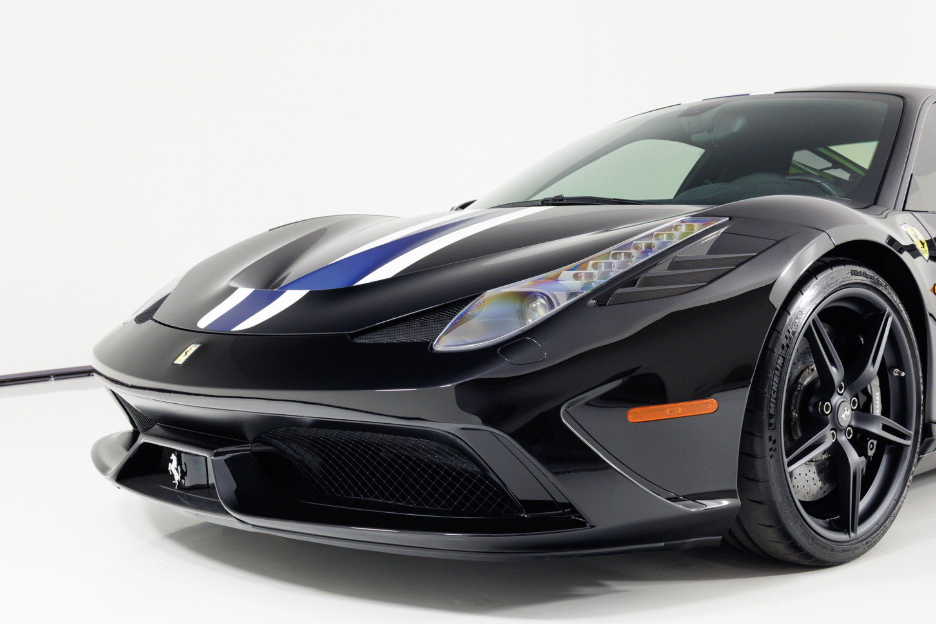 Used 2015 Ferrari 458 Speciale Coupe RWD image 60