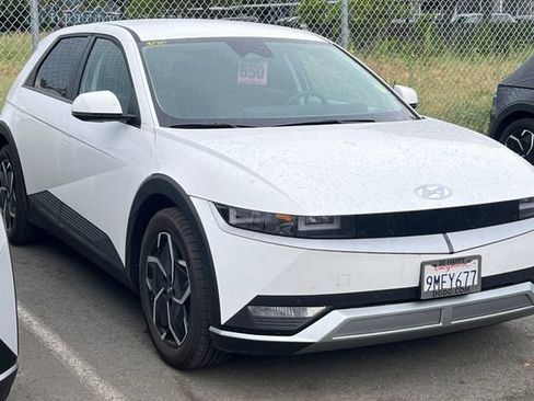 Certified 2024 Hyundai Ioniq 5 SEL image 2