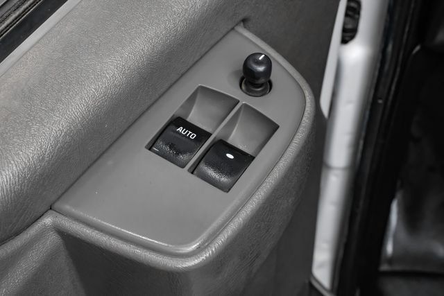 Used 2018 Chevrolet Express 2500 LT w/ LT Preferred Equipment Group RWD image 33