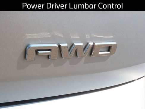 Used 2020 GMC Terrain SLE w/ Driver Convenience Package image 19