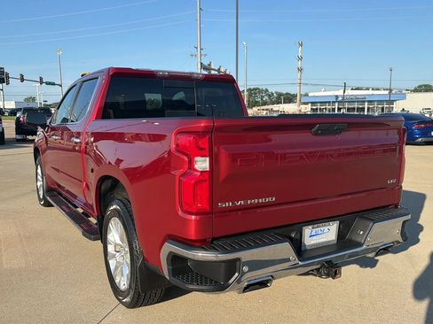 Used 2019 Chevrolet Silverado 1500 LTZ w/ LTZ Plus Package AWD/4WD image 16