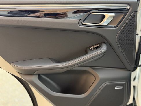 New 2026 Porsche Macan S image 20
