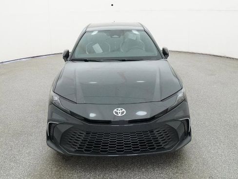 New 2026 Toyota Camry SE image 2