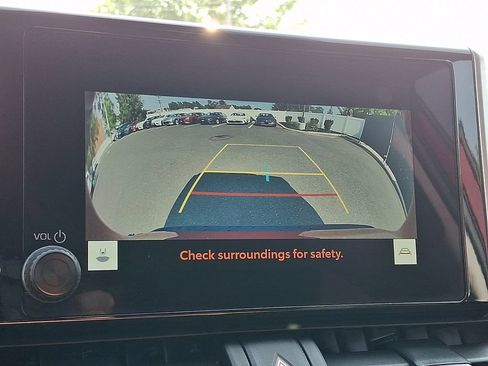 Certified 2025 Toyota RAV4 XLE FWD image 20