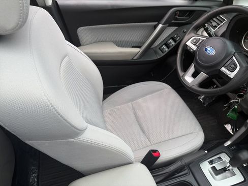 Used 2018 Subaru Forester 2.5i Premium w/ All-Weather Package AWD/4WD image 30