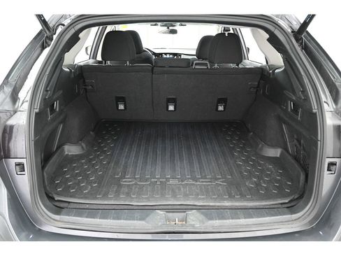 Used 2024 Subaru Outback Premium image 45