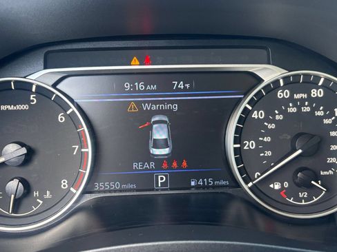 Used 2025 Nissan Altima 2.5 SV FWD image 40