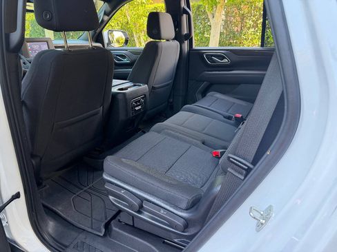 Used 2023 Chevrolet Tahoe LS RWD image 15