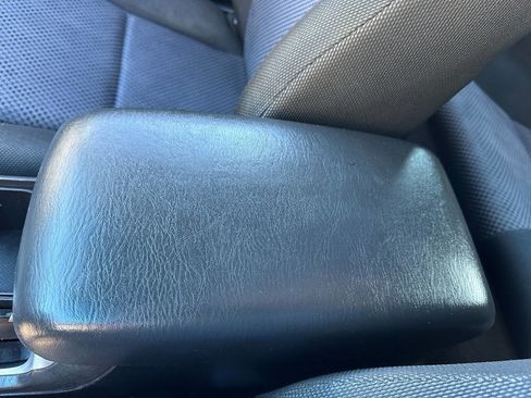 Used 2006 Toyota Solara SE image 39