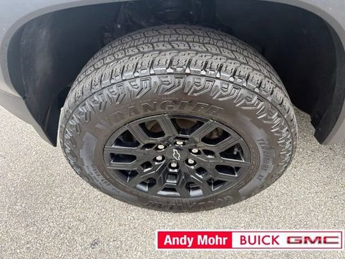 Used 2024 Chevrolet Colorado Trail Boss w/ Advanced Trailering Package AWD/4WD image 17