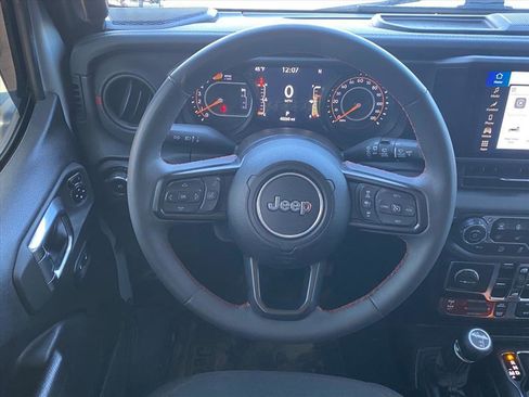 Used 2024 Jeep Wrangler Unlimited Rubicon w/ XTREMEE 35" Tire Package image 6